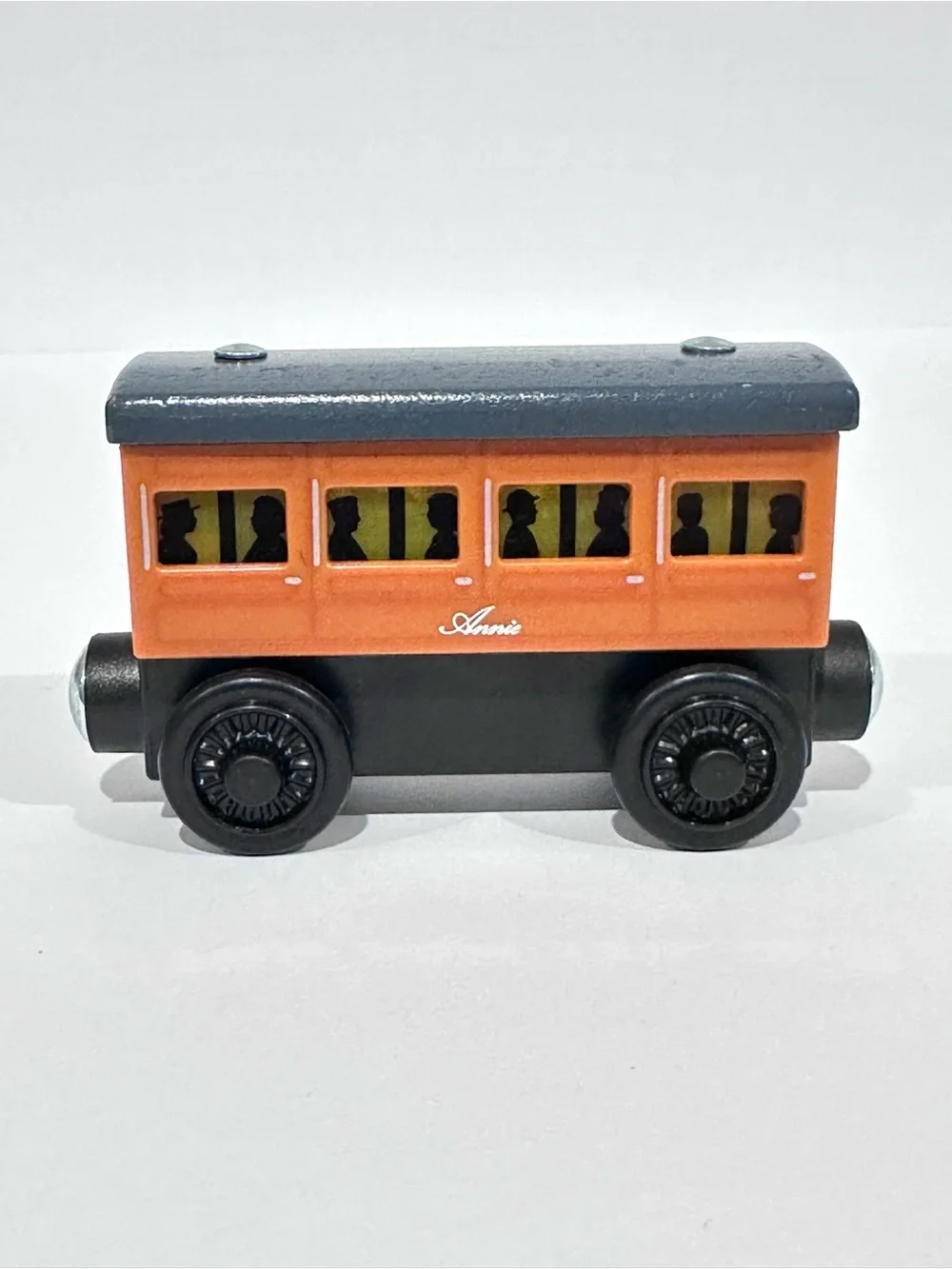 Thomas & Friends Light Up Reveal Annie & Clarabel Wooden Railway